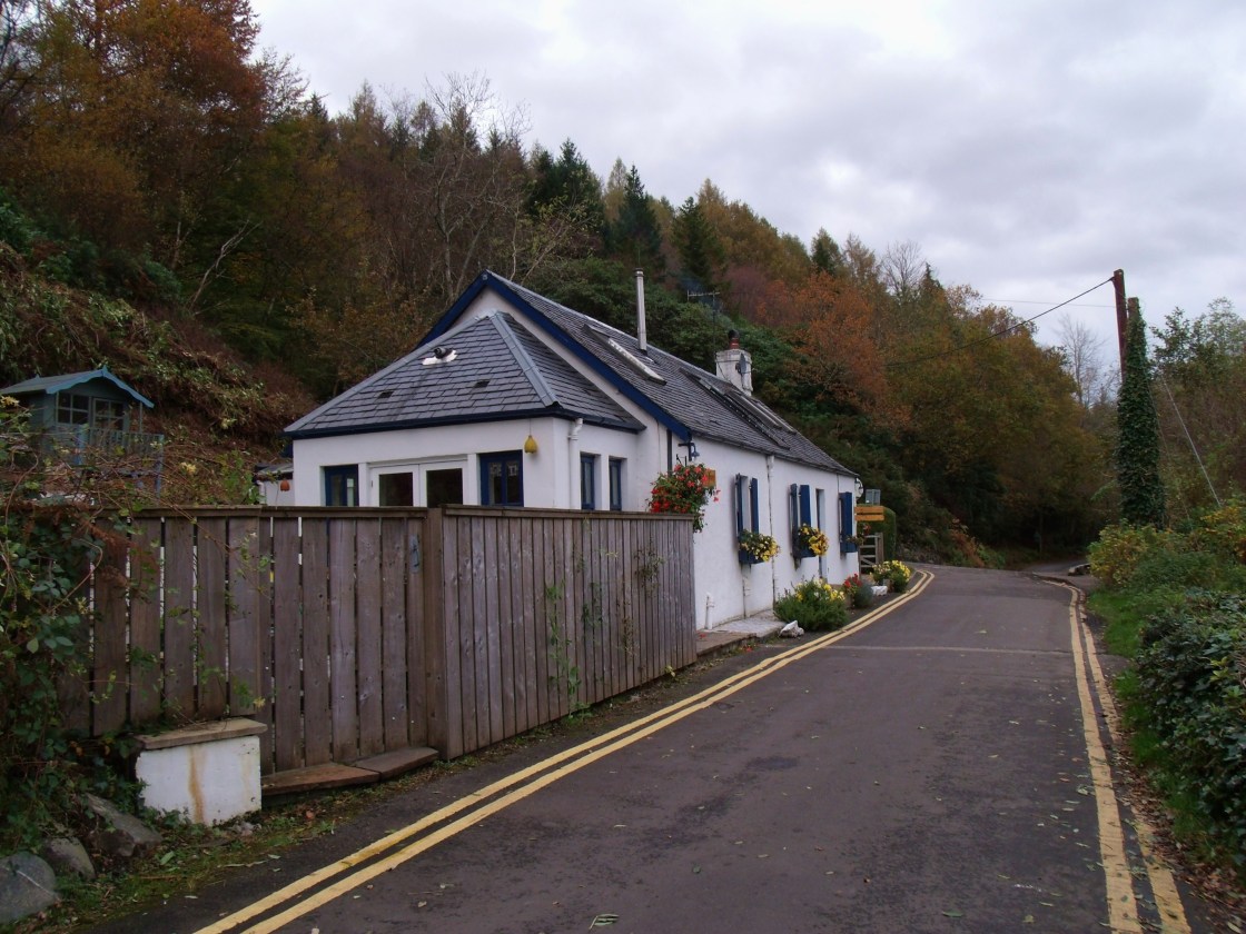 Cottage along the Way